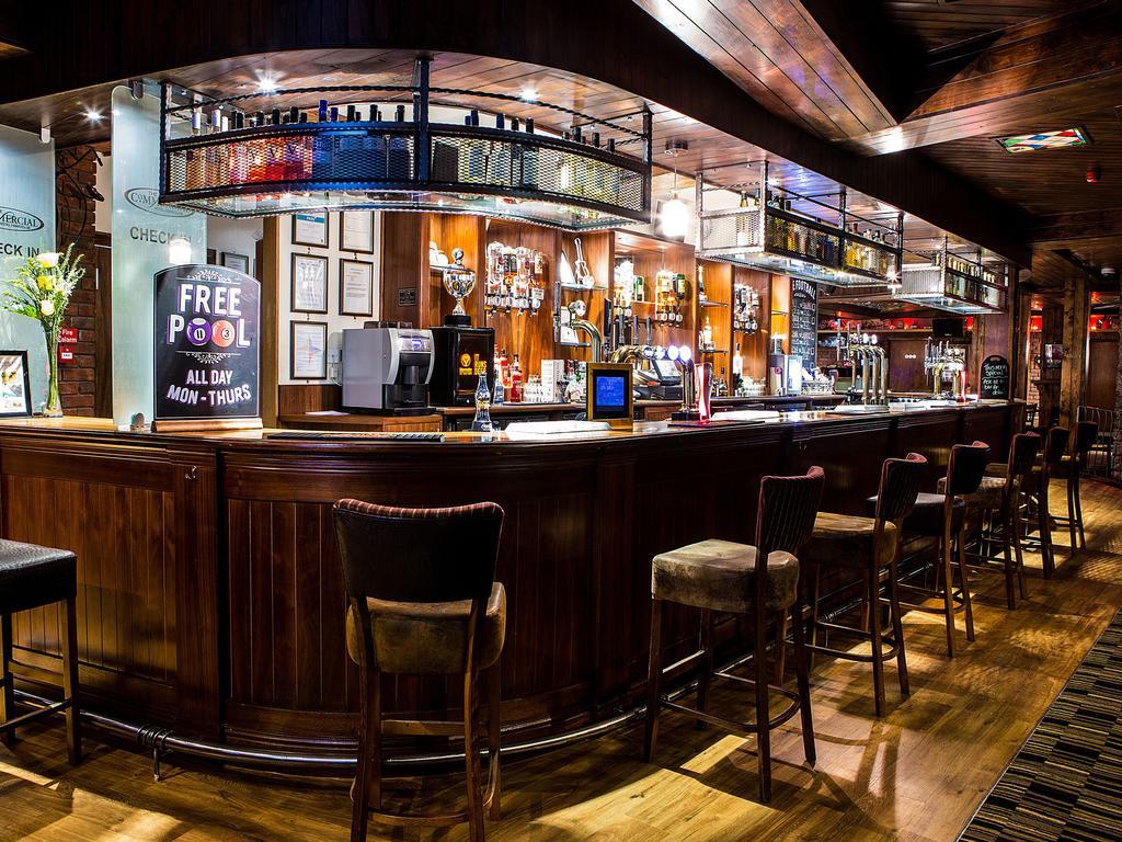 The Commercial Hotel Wishaw (North Lanarkshire) Exterior foto